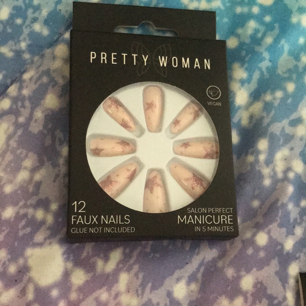 Nail Bundle 💅🏼 - Picture 6 of 12